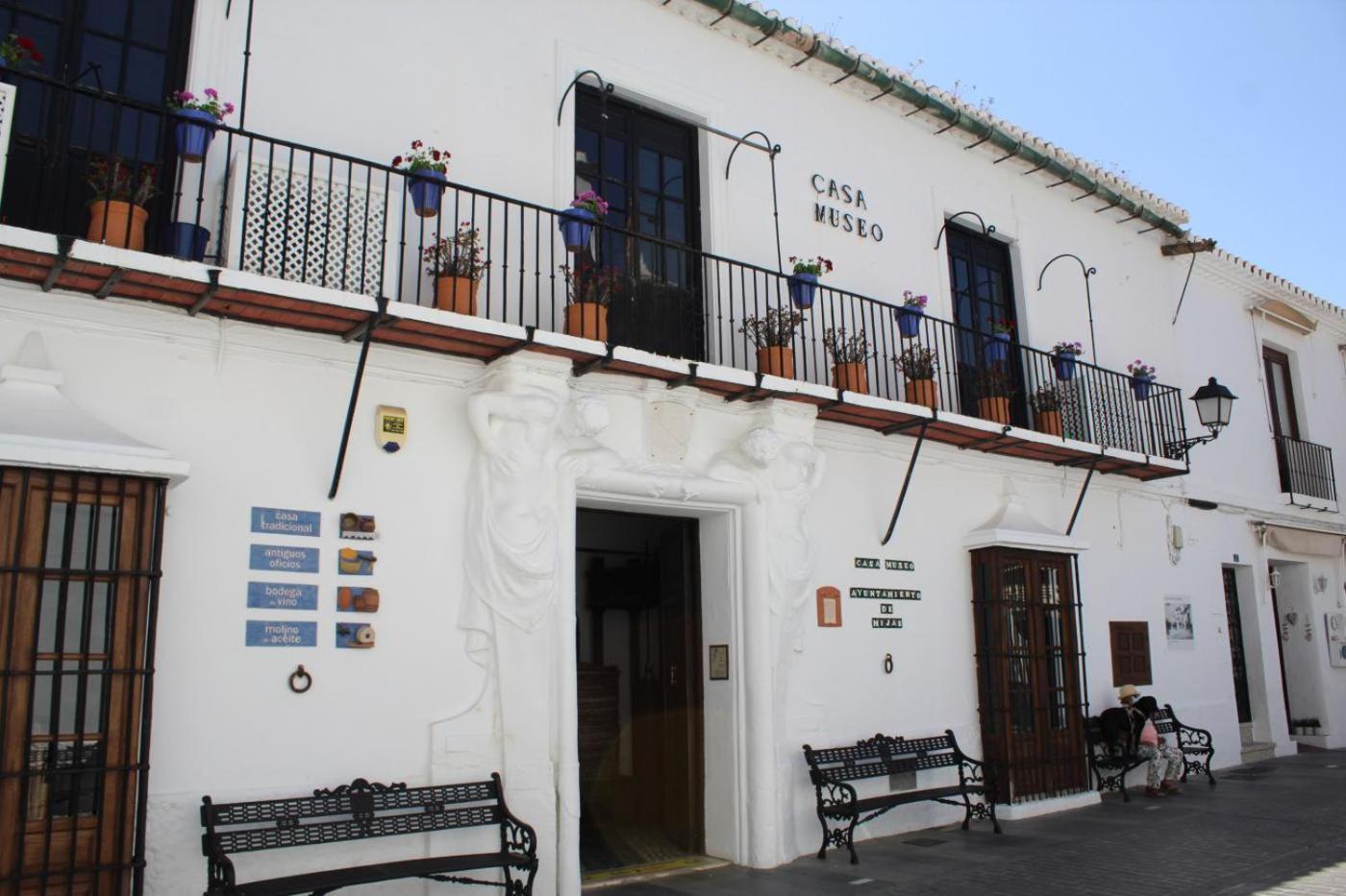 La Casa De Abajo Villa มิฮาส ภายนอก รูปภาพ