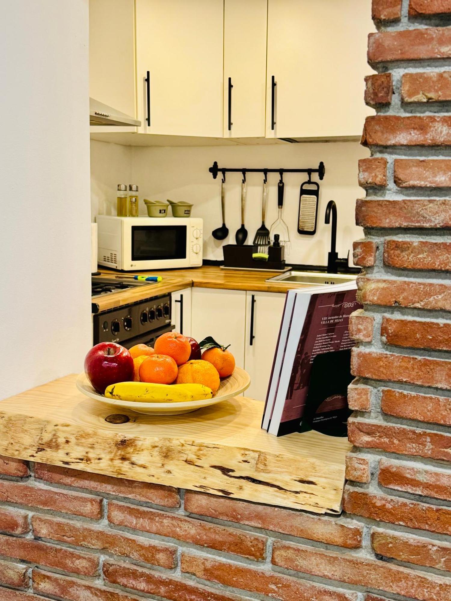 La Casa De Abajo Villa มิฮาส ภายนอก รูปภาพ